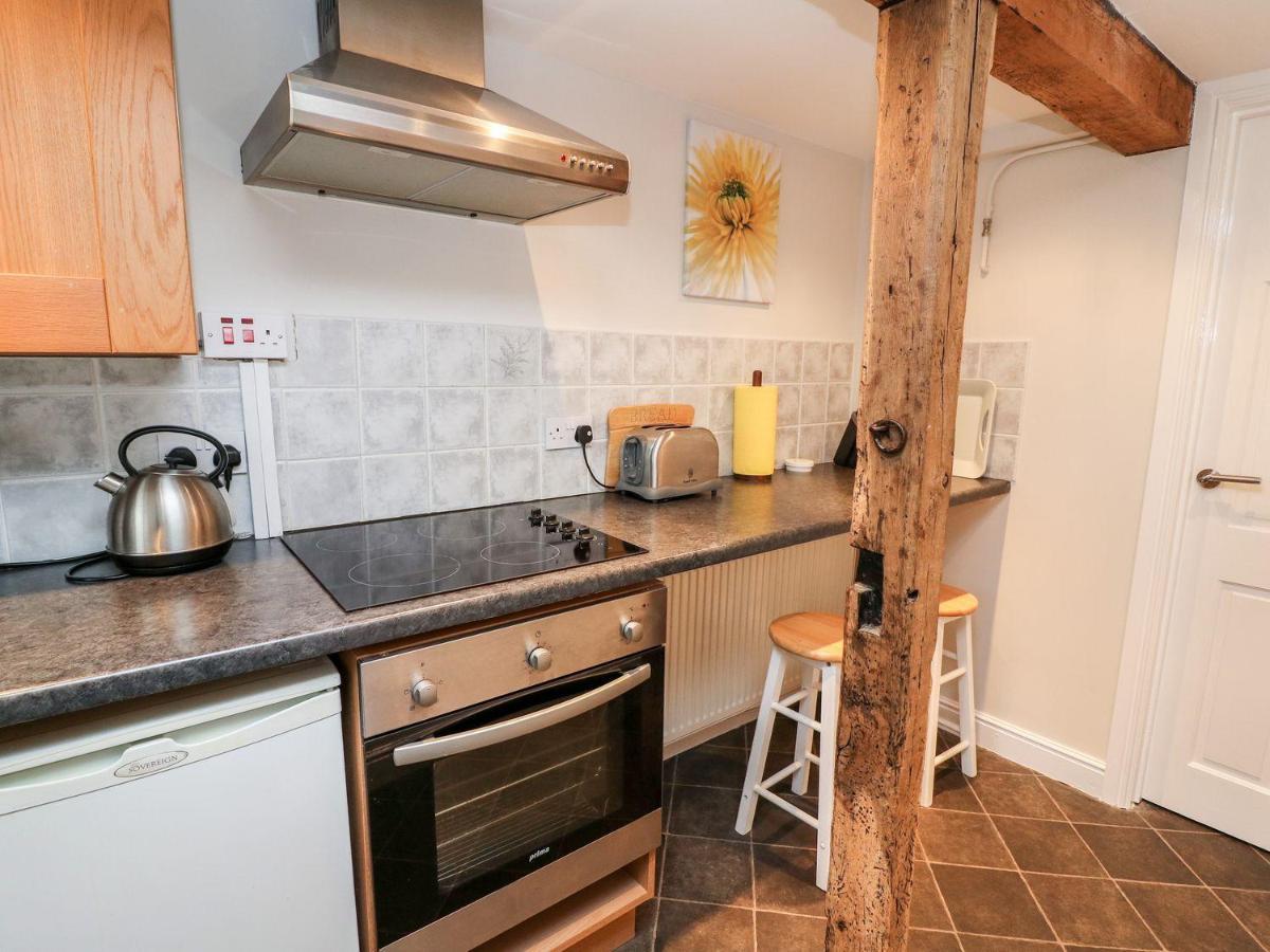 Triangle Inn Coachouse Rhayader Eksteriør billede